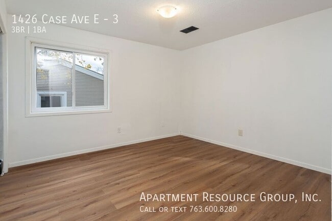 Building Photo - 1426 Case Ave E