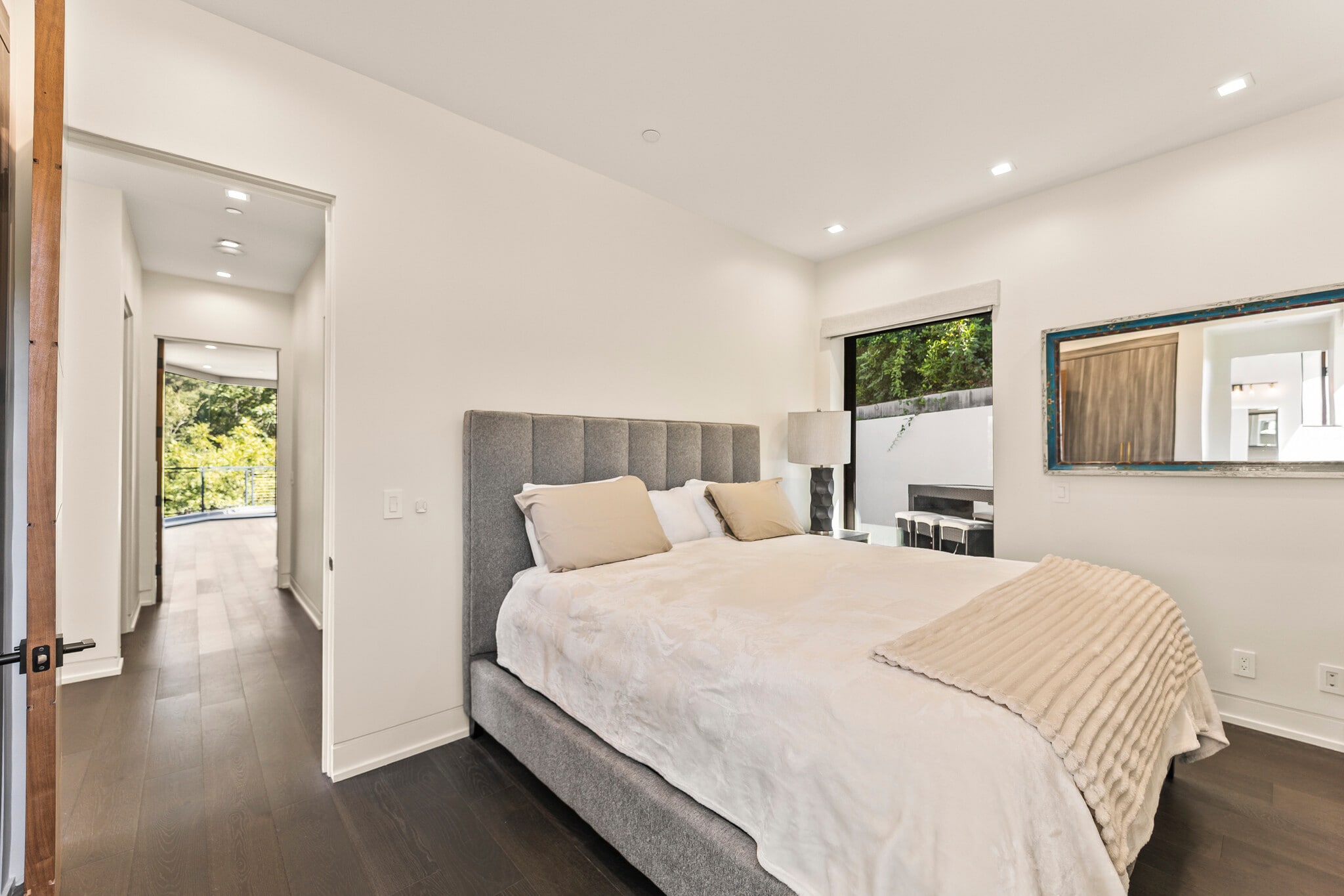 Building Photo - 3712 Broadlawn Dr