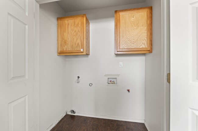 Building Photo - 3723 W 53rd Pl