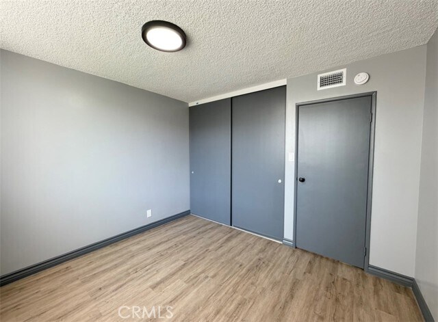 Building Photo - 6979 Palm Ct