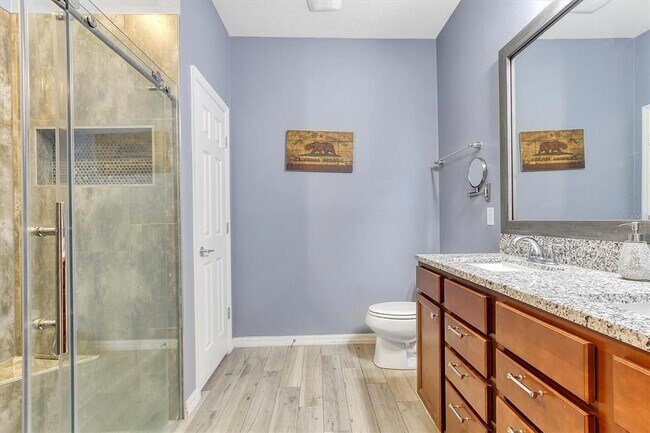 Building Photo - 5611 Barletta Dr