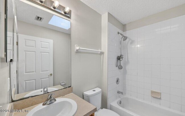 Building Photo - 9205 Redtail Dr
