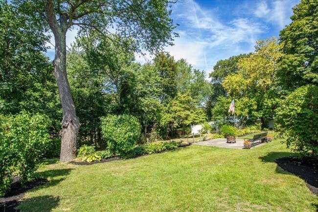 Building Photo - 715 Truman Pkwy