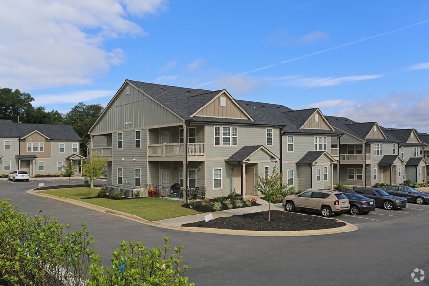Joiner Crossing Apartments 724 Tarvin Cir Grovetown GA 30813