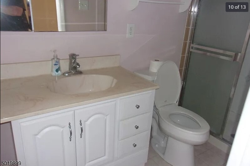 Master Bathroom - 865A Inverness Ct