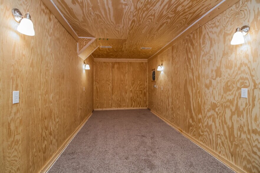 Building Photo - 3746 Maya Dr