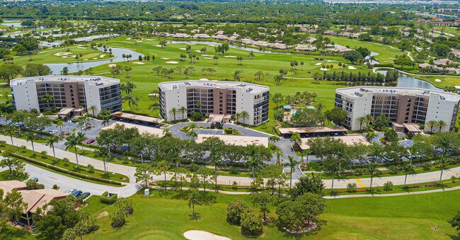 Building Photo - 5279 Fountains Dr S