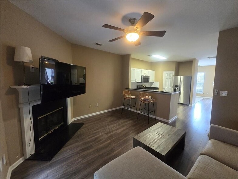 Building Photo - 3222 Hidden Cove Cir NW