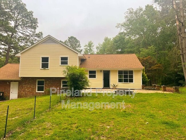 Building Photo - 544 Hilliard Dr