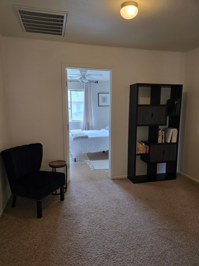 Building Photo - 2465 Theresea Ln