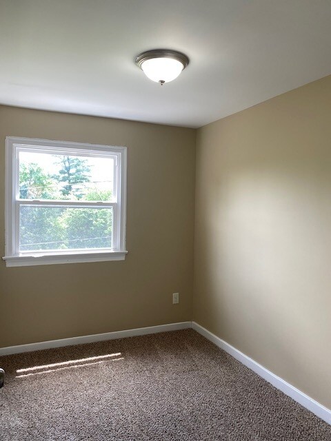 Building Photo - 2447 Duke St