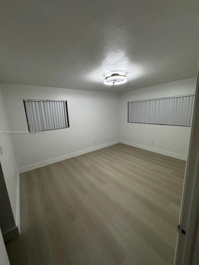 Building Photo - 9514 N Belfort Cir