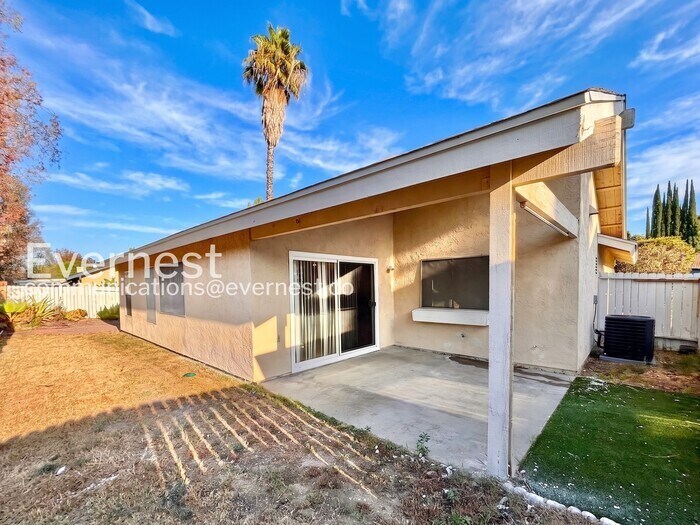 Building Photo - 30440 Milky Way Dr