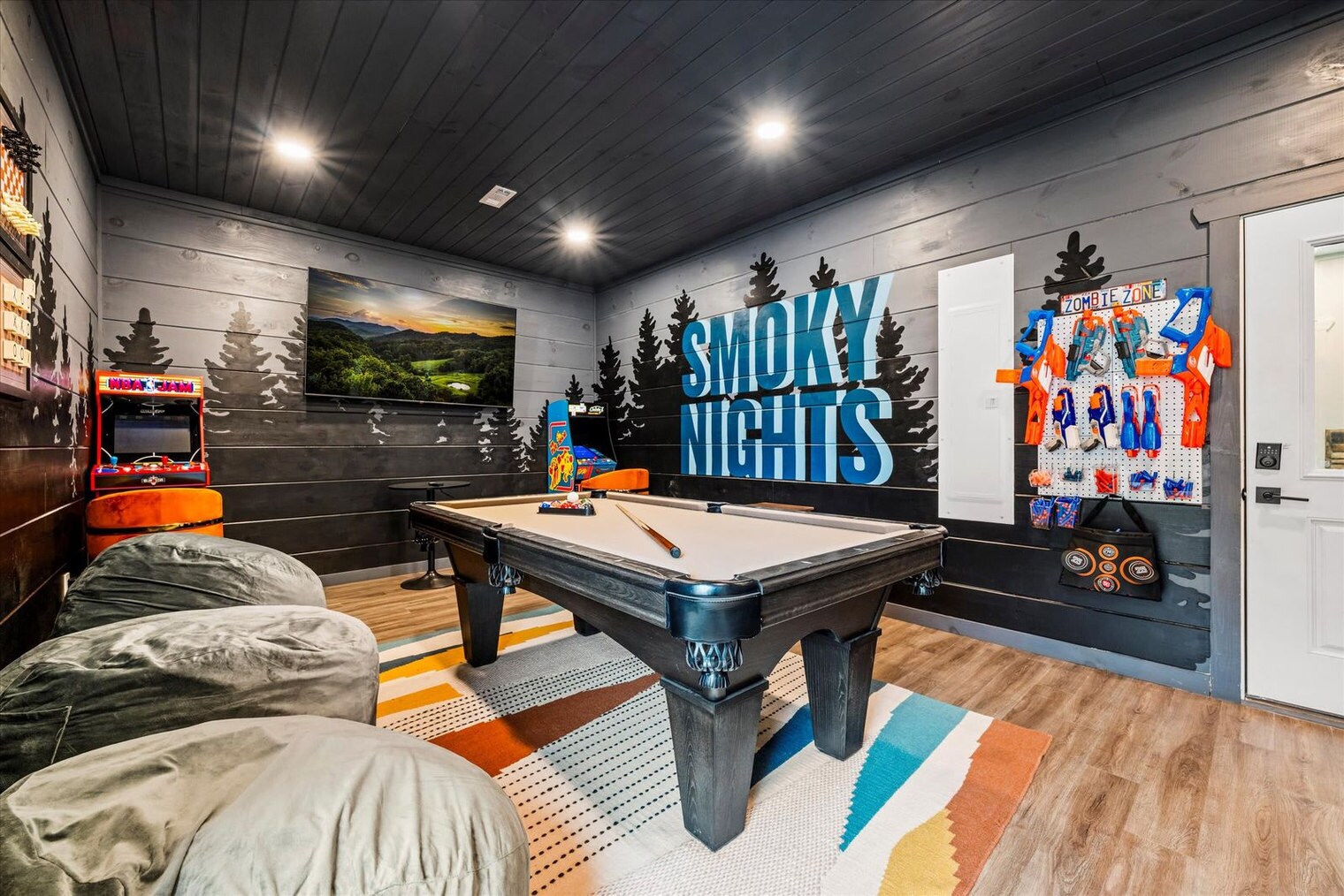 Building Photo - 528 Warbonnet Wy