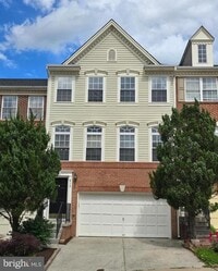Building Photo - 613 Howitzer Terrace NE