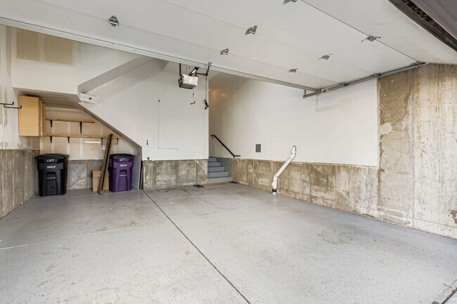 Building Photo - Modern 2bed/2 Bath in the Heart of Denver!