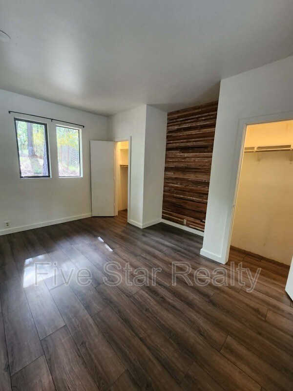 Building Photo - 12896 Rices Crossing Rd