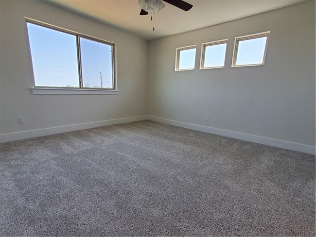 Building Photo - 508 White Steppe Way