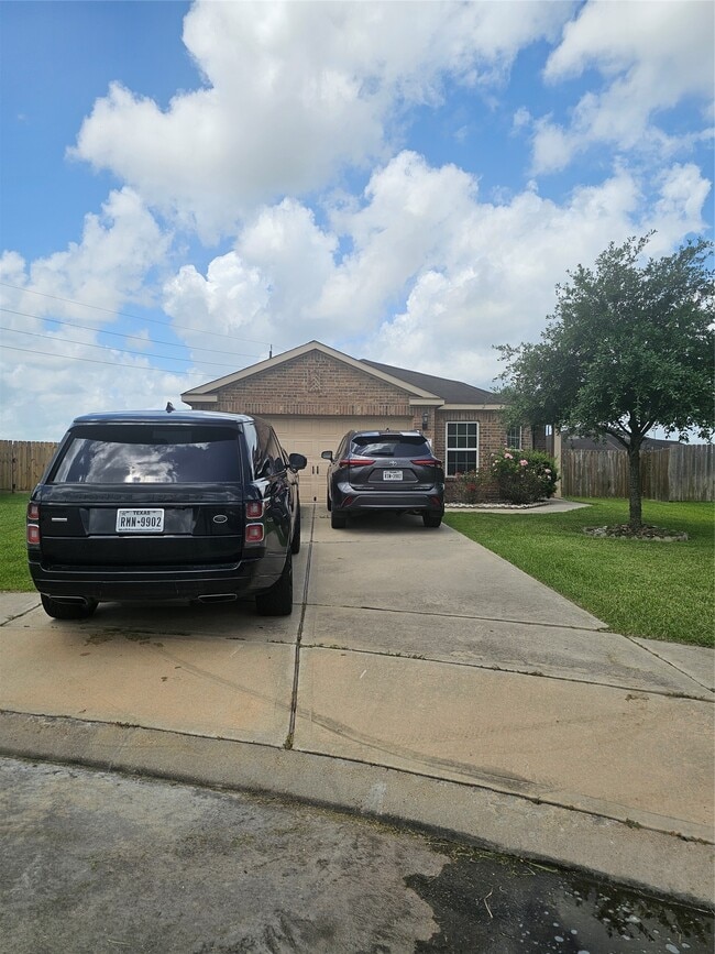 Building Photo - 5122 Sunny Parke Ln