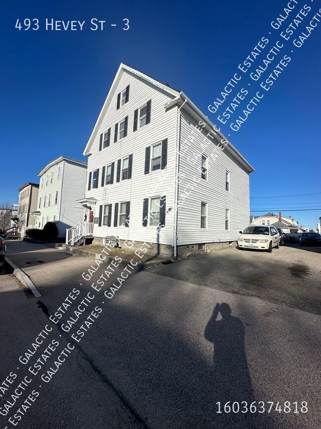 Primary Photo - 493 Hevey St
