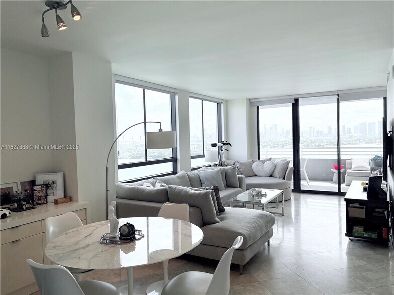 Building Photo - 1330 West Ave