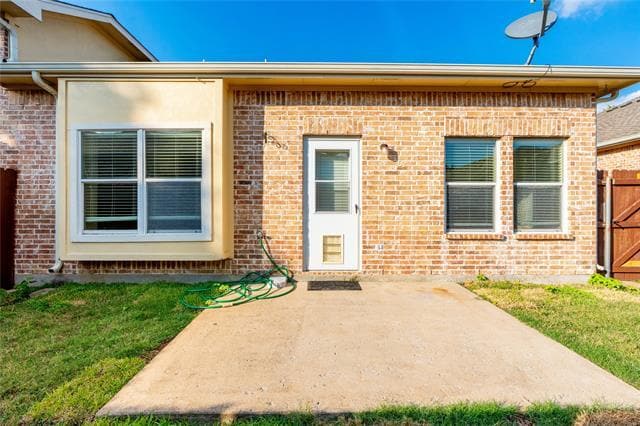 Building Photo - 10091 Summit Run Dr