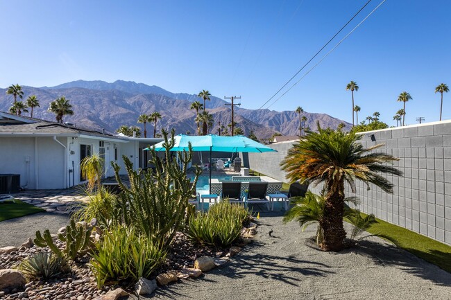 Building Photo - Desert Xscape - Pool, Jacuzzi, and Pet Friendly! (Monthly Only - No Long Term)