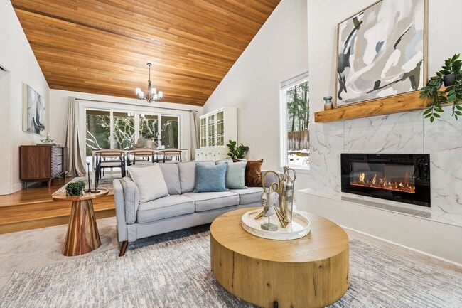 Building Photo - Luxury Acreage Estate in Hollywood Hill | Woodinville Retreat with Modern Upgrades