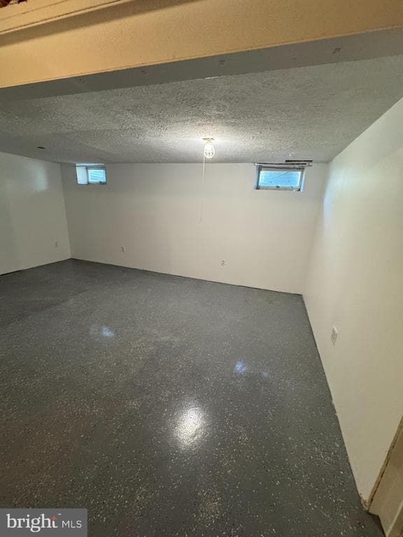Building Photo - 9730 Red Clover Ct