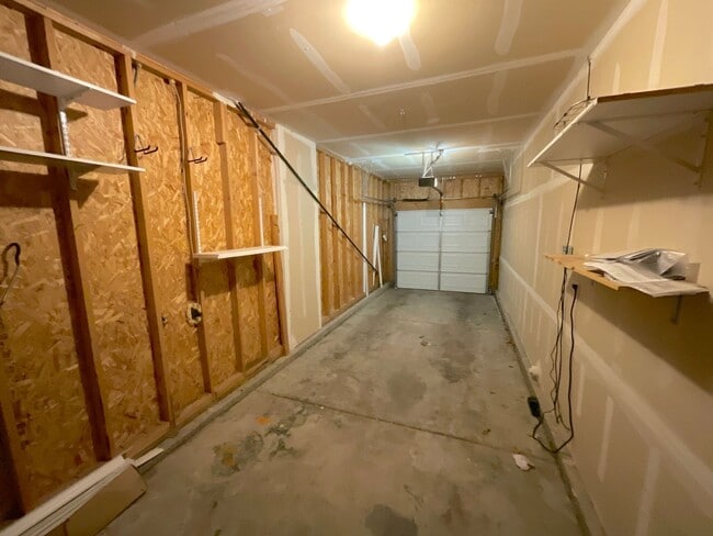 Building Photo - 3 Bedroom Home Available Near N Powers Blvd & Dublin Blvd!