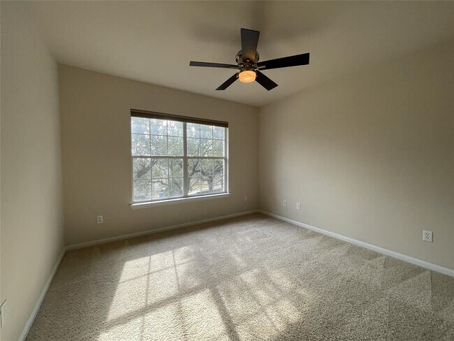 Building Photo - 11412 Barbrook Cove