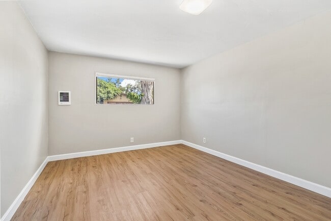 Building Photo - 3712 Odom St