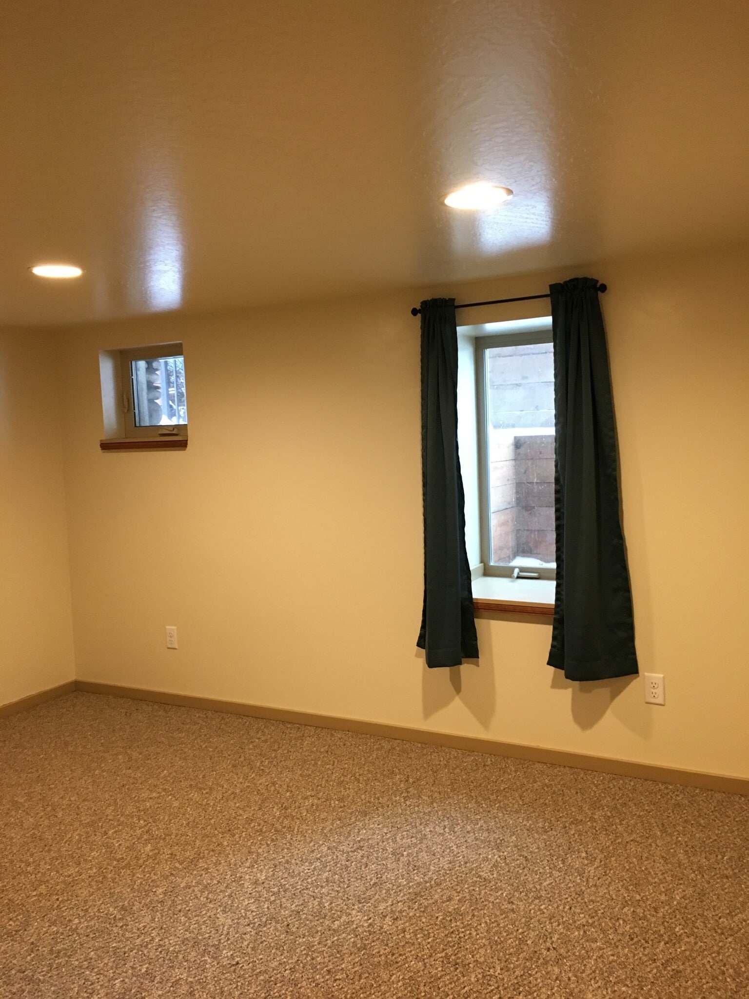 Bedroom - 323 Eddy Ave