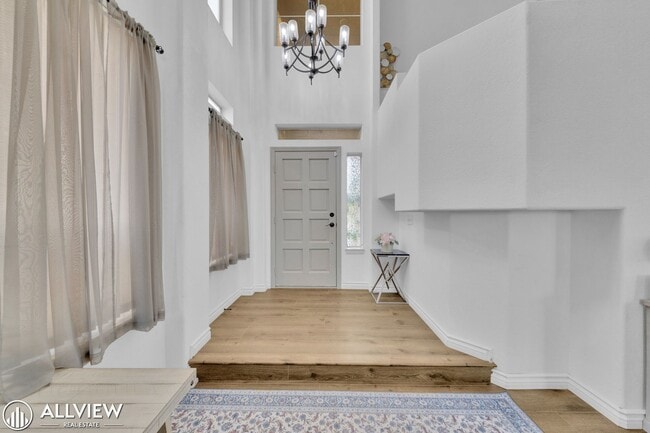 Building Photo - Resort-Style Living in Gated Emerald Heights | 5BR + Loft Home with Views