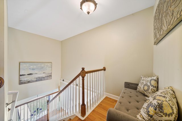 Building Photo - 7943 W 92nd St