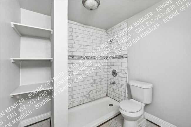 Building Photo - 807 Wyatt St