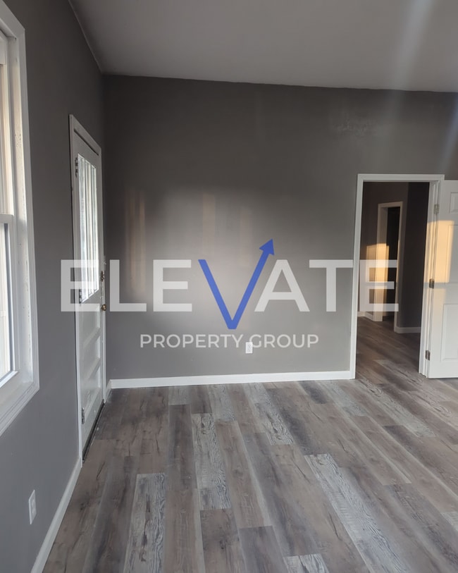 Building Photo - Lamar, MO - 2 Bedroom Rental Coming Soon!