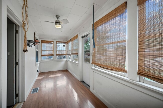 Building Photo - 2858 Bunting Ave