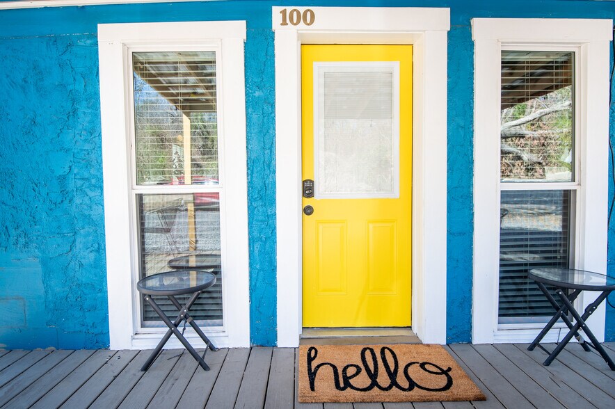 Building Photo - 100 Old Montevallo Rd