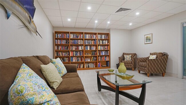 Building Photo - 3550 Galt Ocean Dr