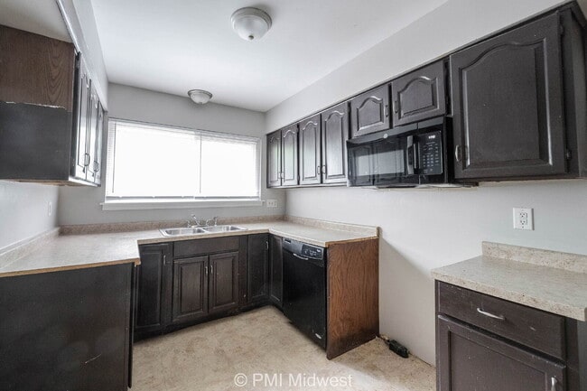 Building Photo - 3026 Osceola Ln