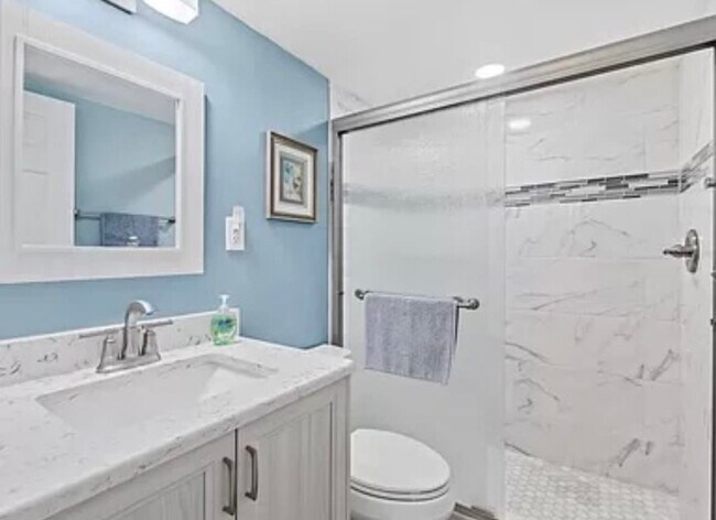 Building Photo - 3165 N Atlantic Ave