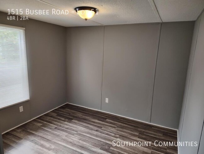 Building Photo - 1515 Busbee Rd