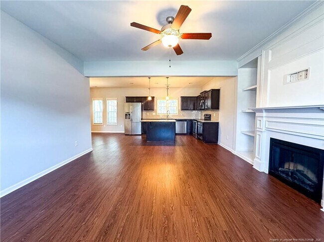 Building Photo - 2732 Mosquera Dr