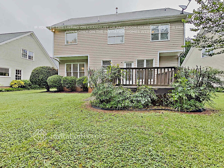 Building Photo - 9421 Arborview Ct