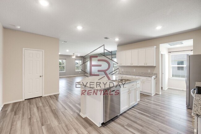 Building Photo - 2569 Merganser Dr