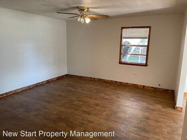 Building Photo - 3 br, 2 bath House - 33882 State Rd 62 Blu...