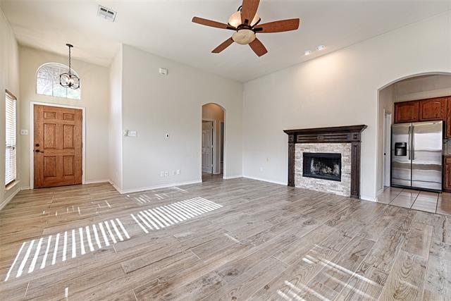 Building Photo - 9378 Park Garden Dr