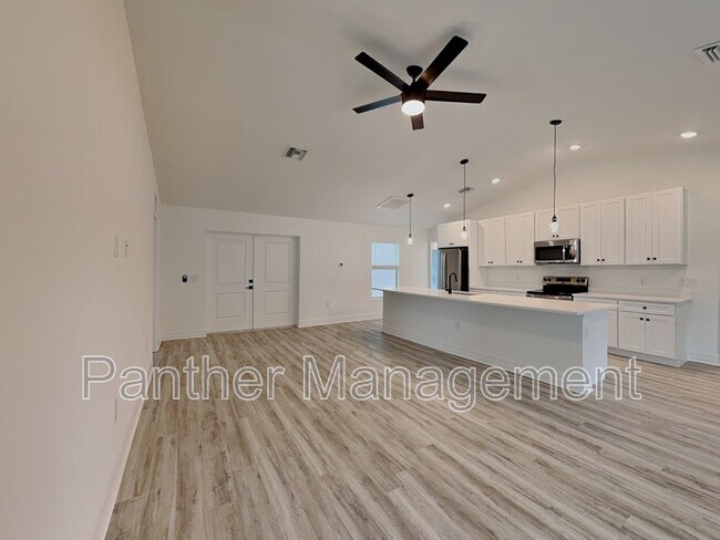Primary Photo - 220 NE 31st Terrace