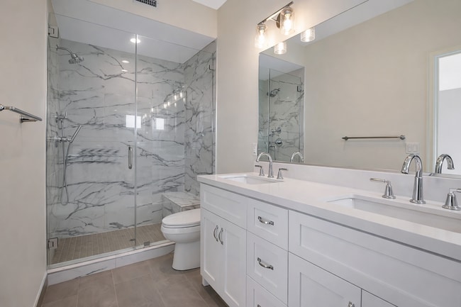 Building Photo - Grant Avenue A